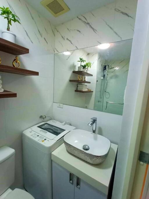 Cozy Studio Unit At Sun Residences Ciudad Quezon Exterior foto